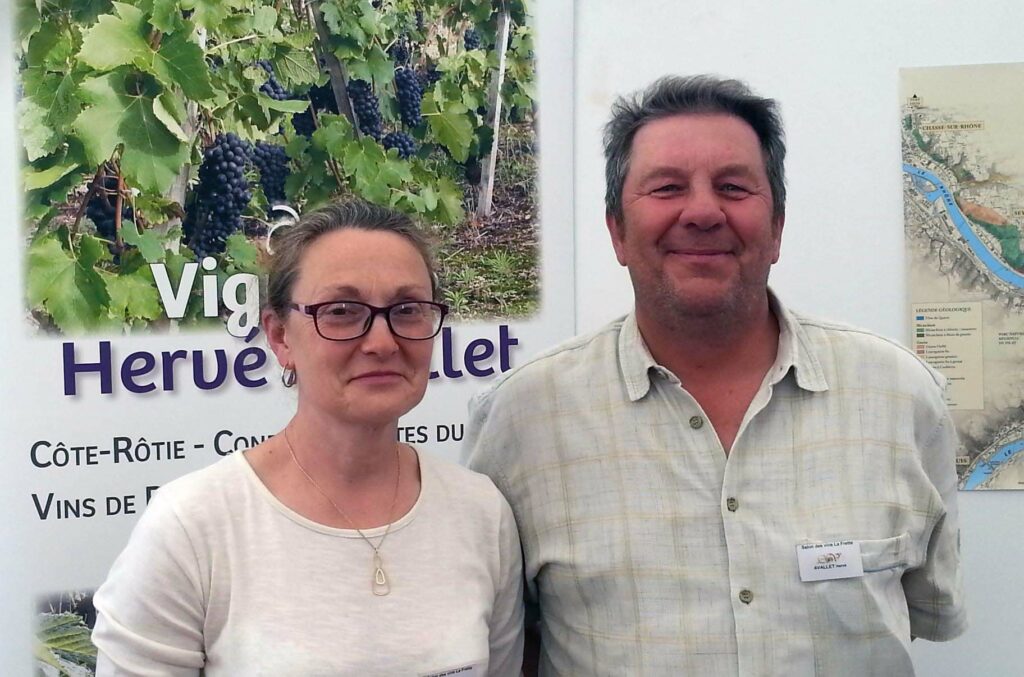 salon de la gourmandise accueil couple vignerons